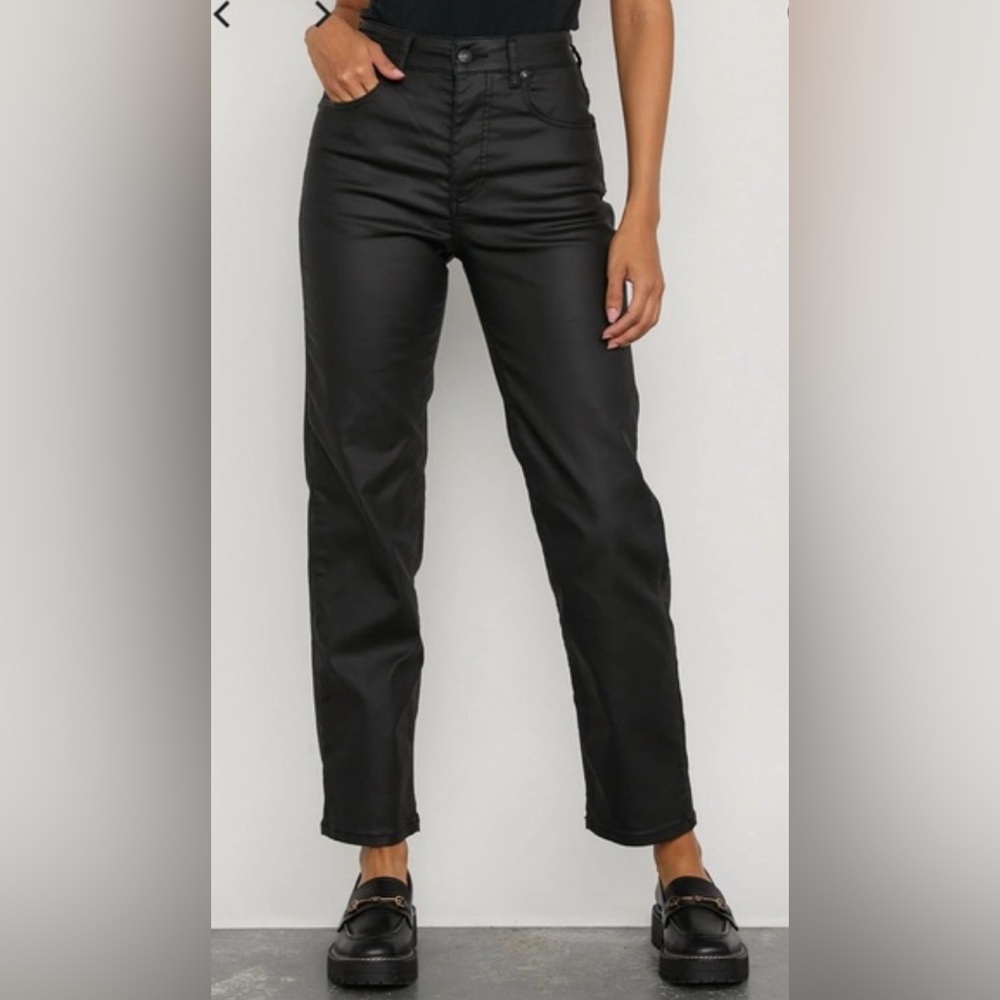 THE PACIFICA HIGH RISE SLIM STRAIGHT JEANS